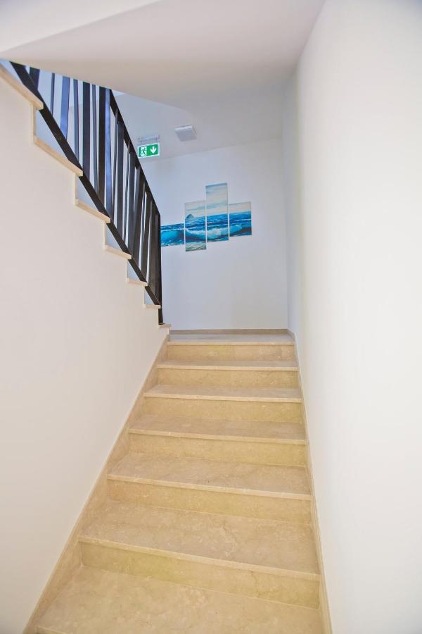 Magic Stone Apartments Baska Voda Ngoại thất bức ảnh